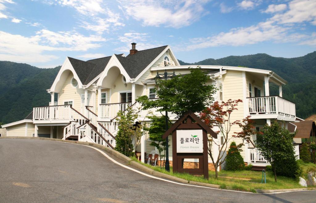 Florian Pension Gapyeong Exterior photo